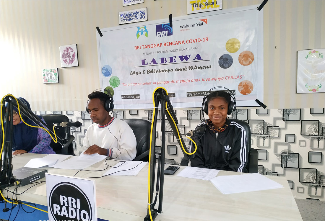 Cerita Anak: Akhirnya Aku Jadi Penyiar Radio