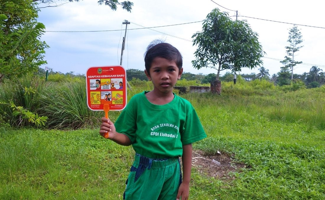 Mengenal Covid-19 dari Kipas Tangan