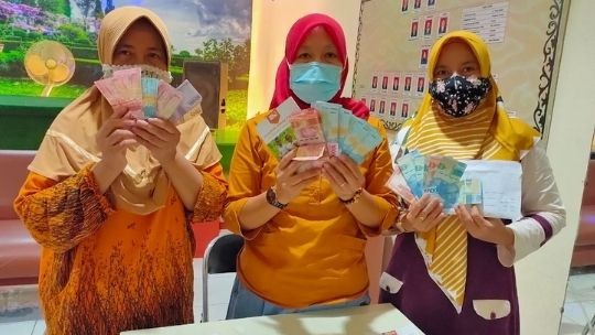 Membantu Warga Bebas Utang dengan ASKA