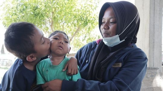 Telur dan Makanan Bergizi Menambah Berat Badan Anakku