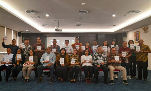 Siapkan Pasangan Untuk Pra-Nikah,  WVI dan PGI Launching Buku Katekisasi Pra-Nikah