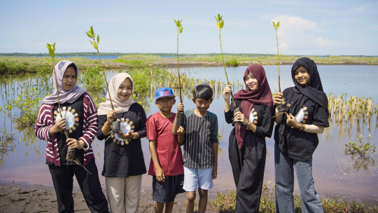Lombok Timur Ambil Aksi Cinta Bumi