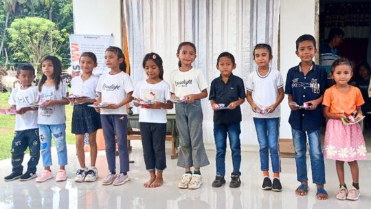 Cara Sederhana Memenuhi Hak Anak di Sumba Barat Daya