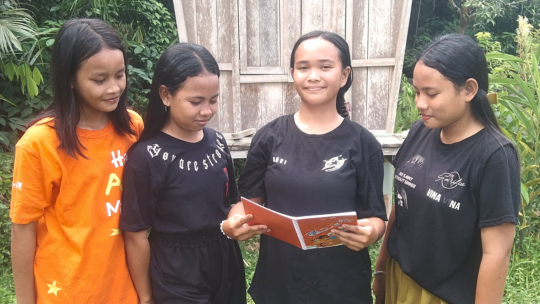 Dukungan Sponsor Berhasil Mengubah Hidup Anak-anak di Sekadau