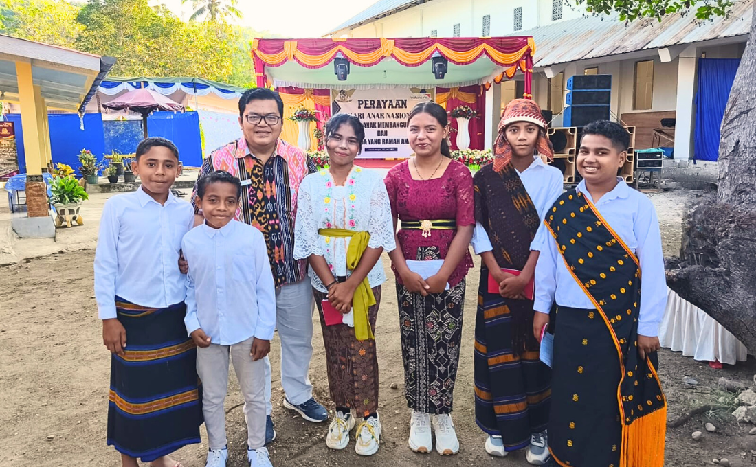 Father Figure for the Family and Staffs 